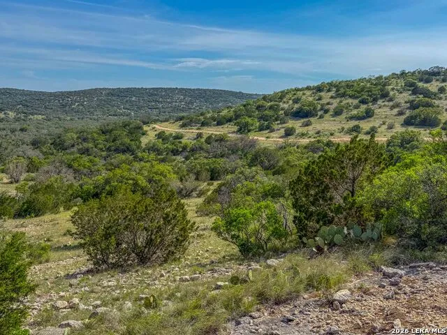 000 W SD 45425 Rocksprings, TX 78880