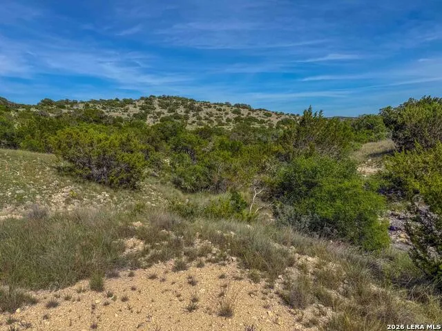 000 W SD 45425 Rocksprings, TX 78880