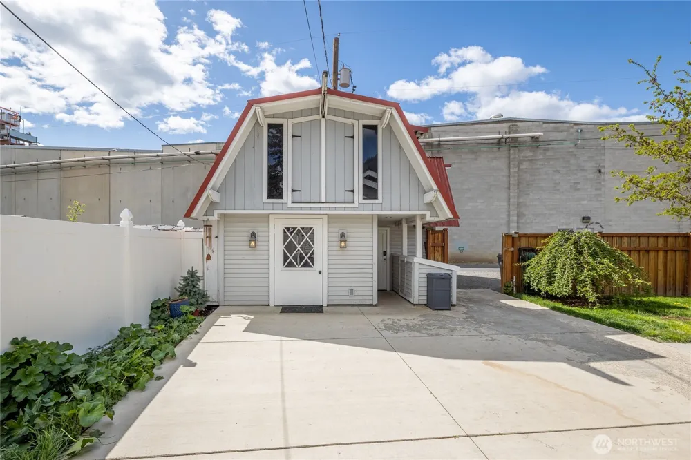 406 Cottage Avenue Cashmere, WA 98815