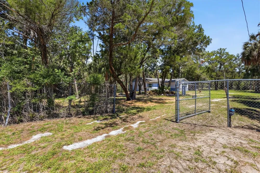 6240 COLONY CIRCLE Weeki Wachee, FL 34607