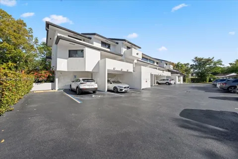 5750 Turin St #207