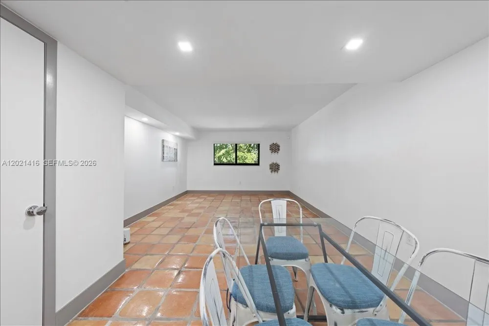 5750 Turin St #207 Coral Gables, FL 33146