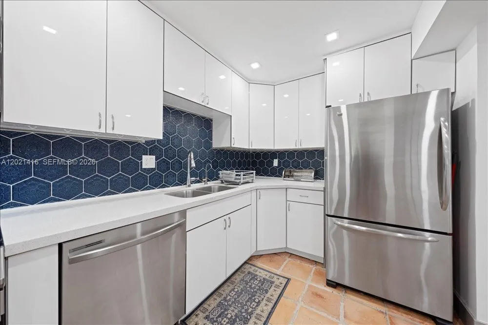 5750 Turin St #207 Coral Gables, FL 33146