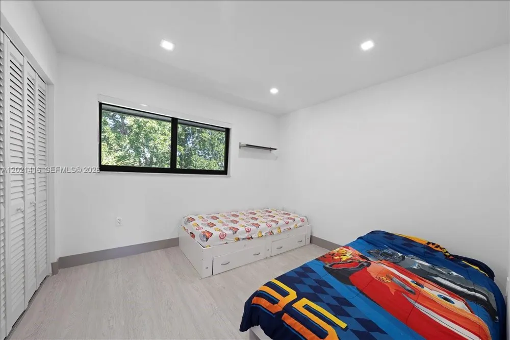 5750 Turin St #207 Coral Gables, FL 33146