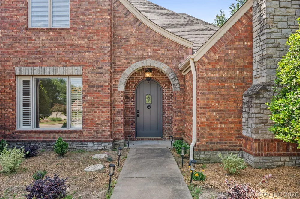 2508 Kingston Drive Bartlesville, OK 74006