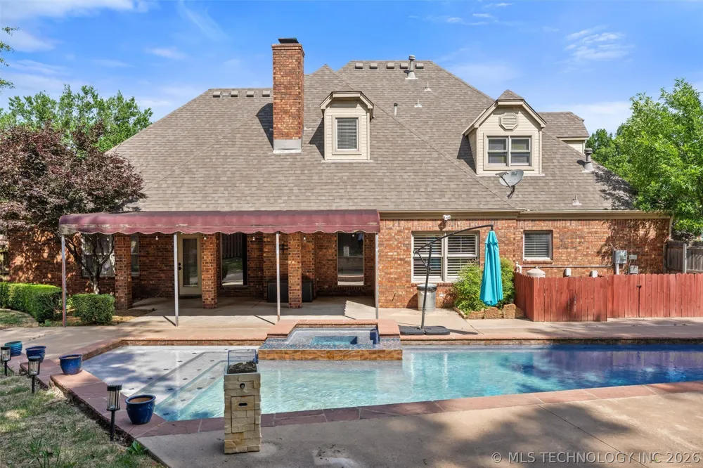2508 Kingston Drive Bartlesville, OK 74006