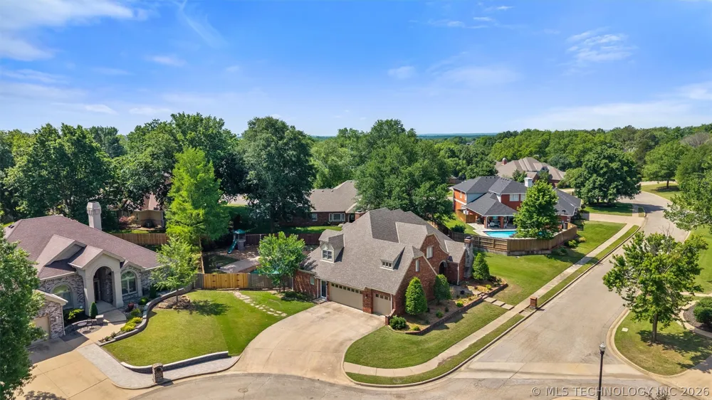 2508 Kingston Drive Bartlesville, OK 74006