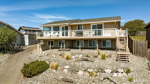 724 Hacienda Drive