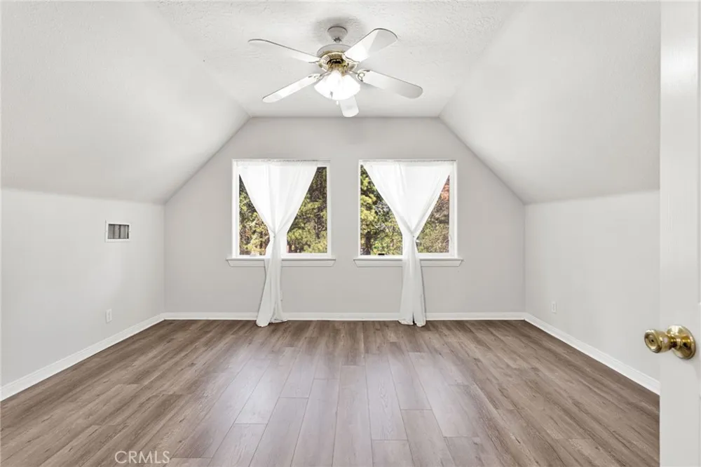 1661 Virginia Street Wrightwood, CA 92397