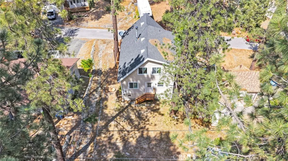 1661 Virginia Street Wrightwood, CA 92397