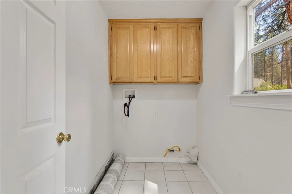 1661 Virginia Street Wrightwood, CA 92397
