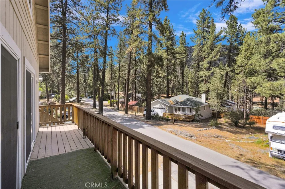 1661 Virginia Street Wrightwood, CA 92397
