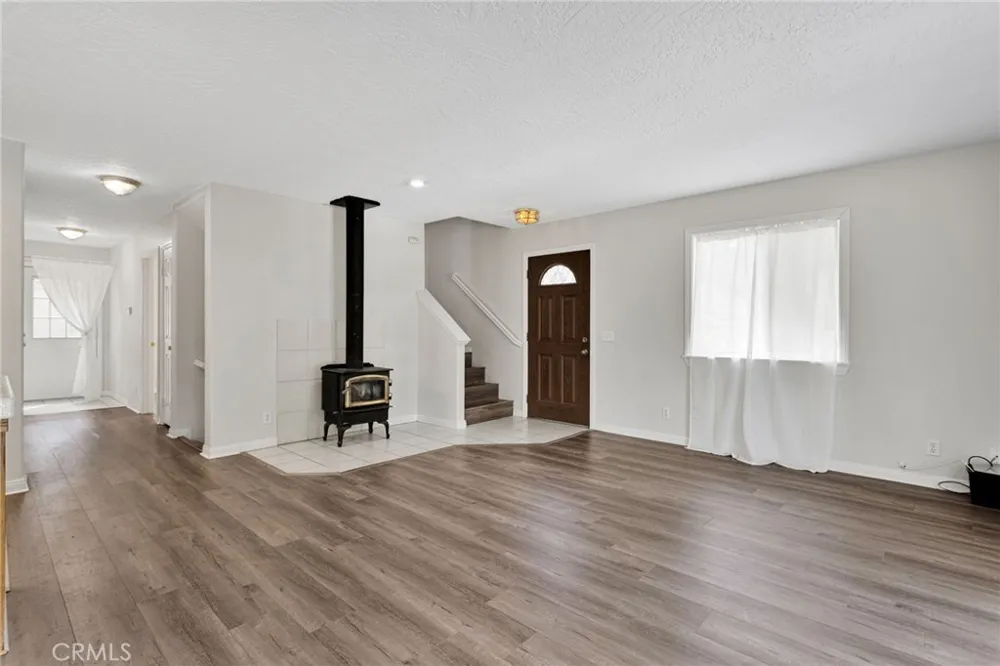 1661 Virginia Street Wrightwood, CA 92397