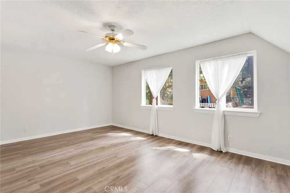 1661 Virginia Street Wrightwood, CA 92397