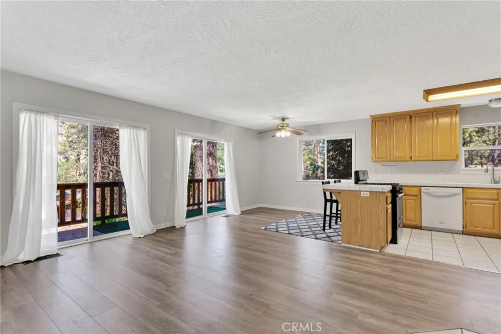 1661 Virginia Street Wrightwood, CA 92397