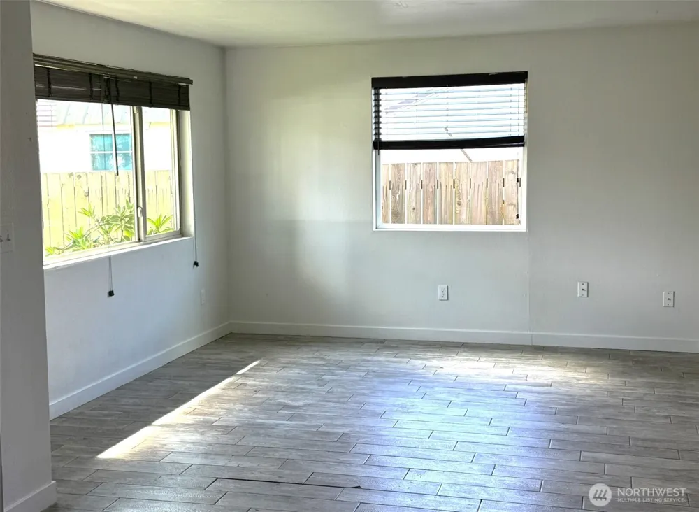 913 G STREET Westport, WA 98595