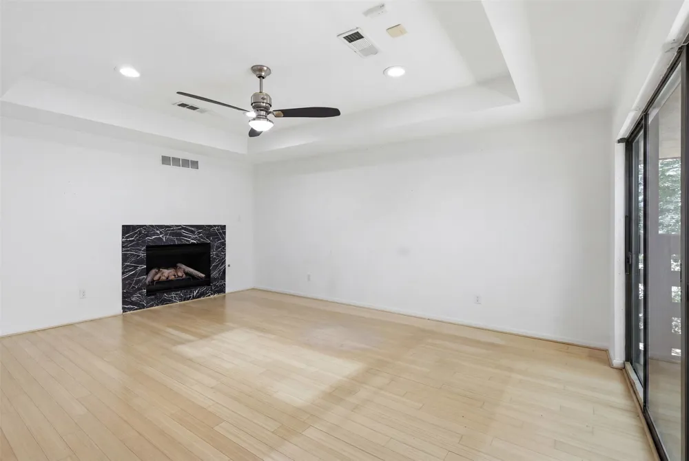 7211 Valley View Place Dallas, TX 75240