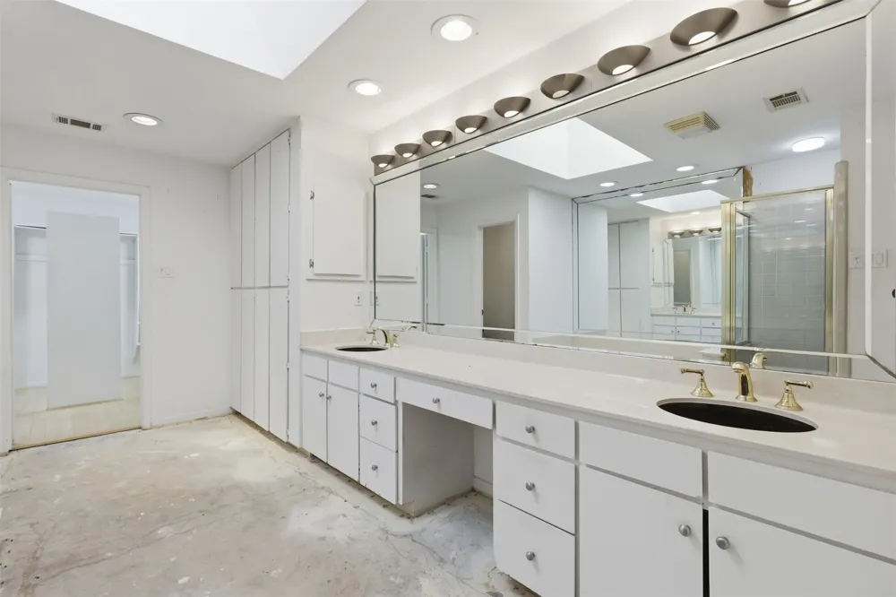 7211 Valley View Place Dallas, TX 75240