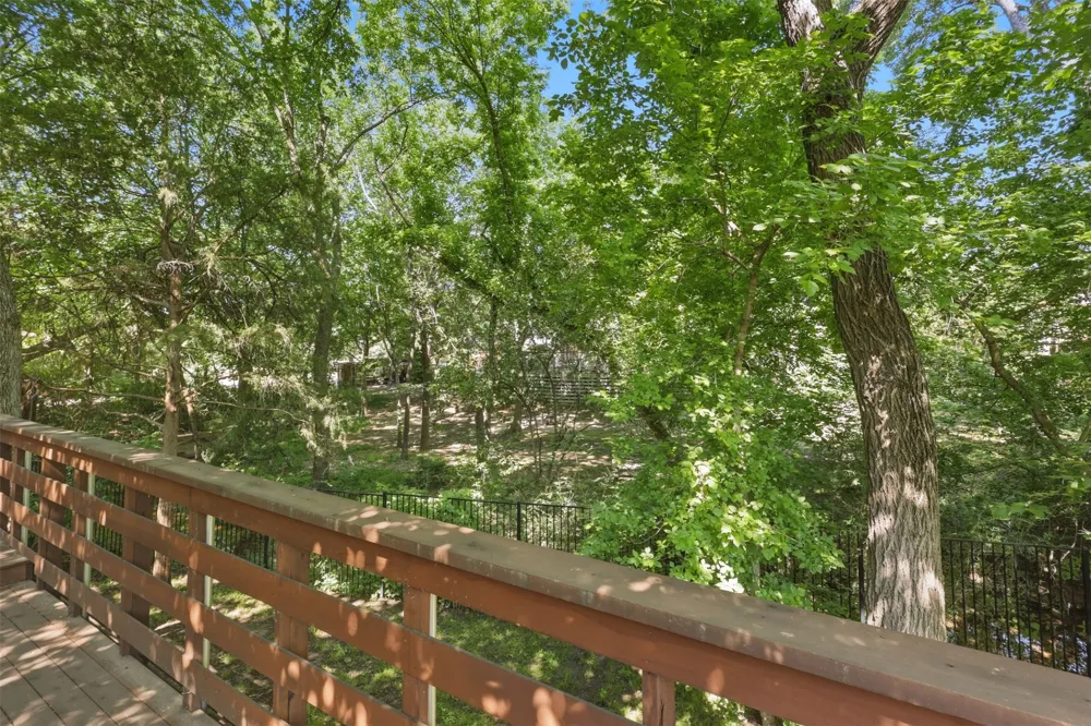 7211 Valley View Place Dallas, TX 75240