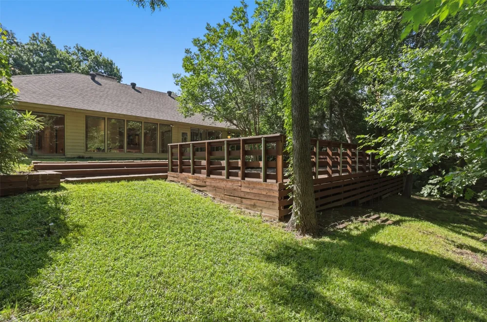 7211 Valley View Place Dallas, TX 75240
