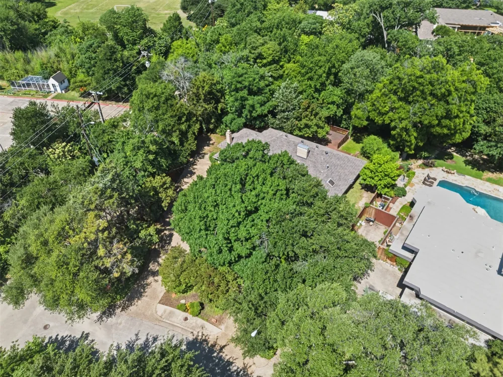 7211 Valley View Place Dallas, TX 75240