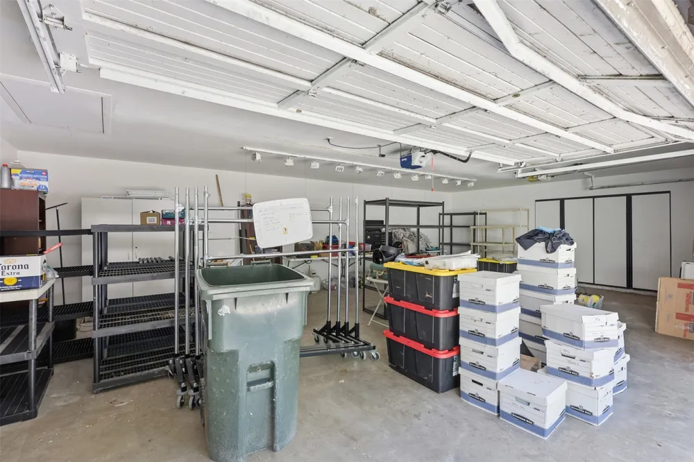 7211 Valley View Place Dallas, TX 75240