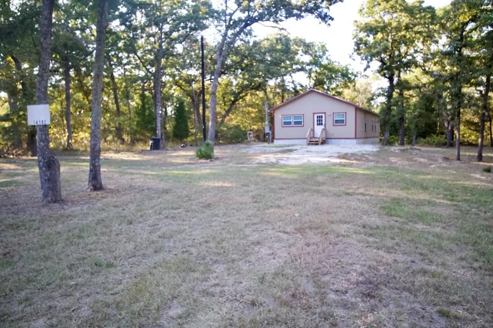 14192 Campfire Circle Log Cabin, TX 75148