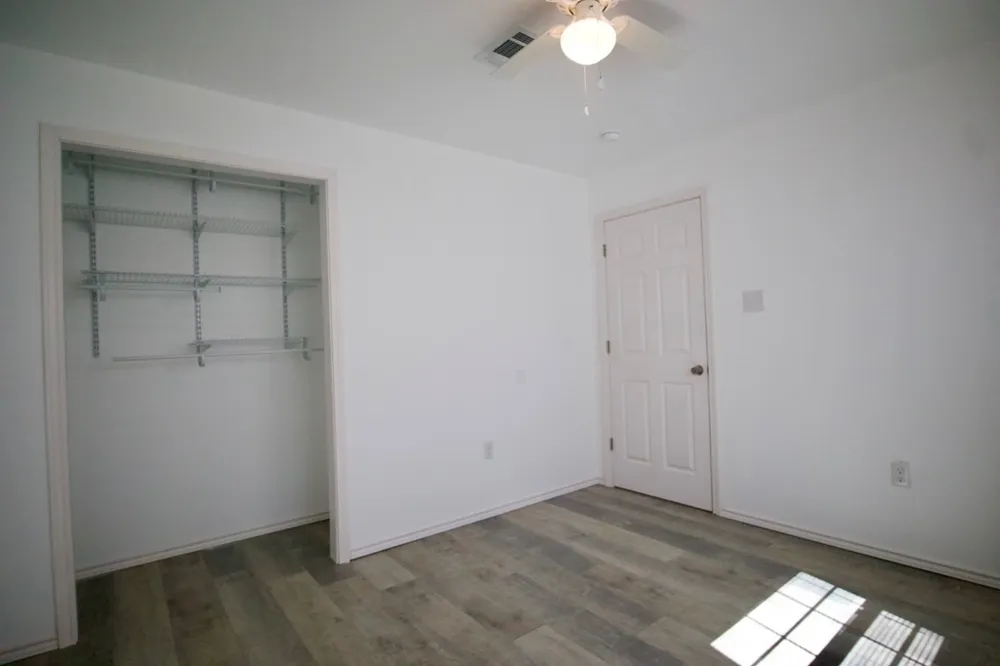 14192 Campfire Circle Log Cabin, TX 75148