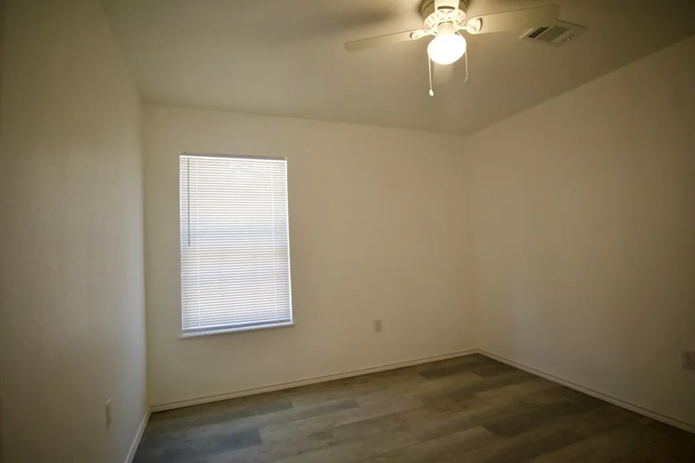 14192 Campfire Circle Log Cabin, TX 75148