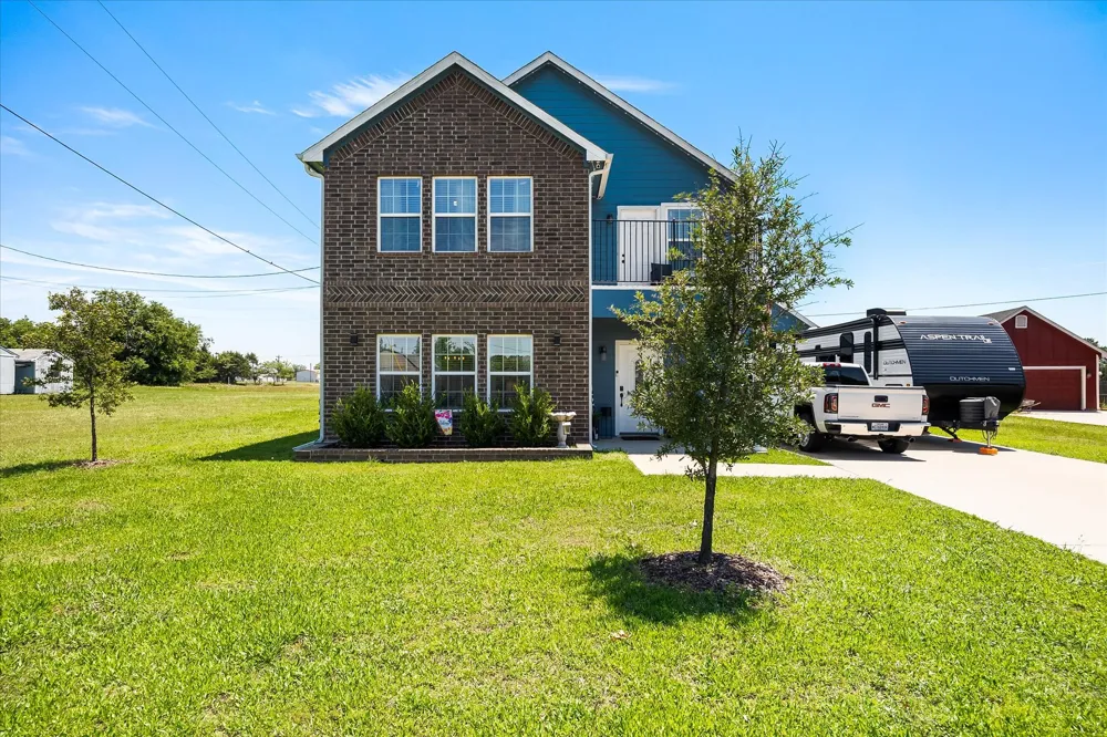 220 Swan Parkway East Tawakoni, TX 75472