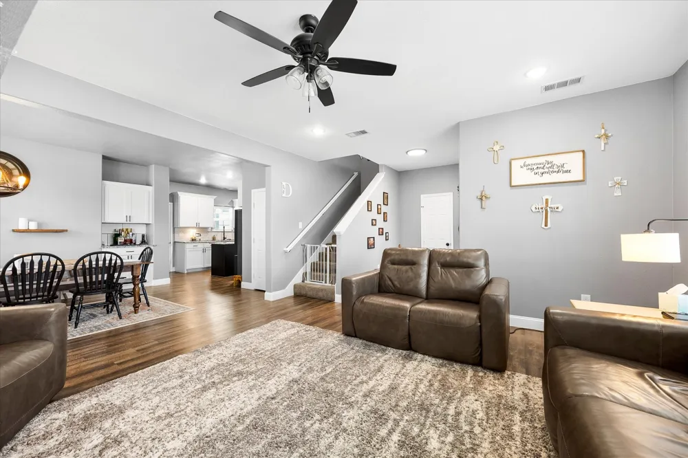 220 Swan Parkway East Tawakoni, TX 75472