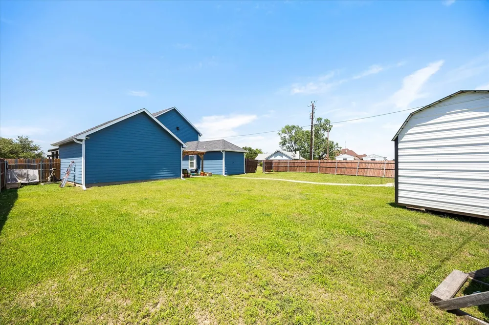 220 Swan Parkway East Tawakoni, TX 75472