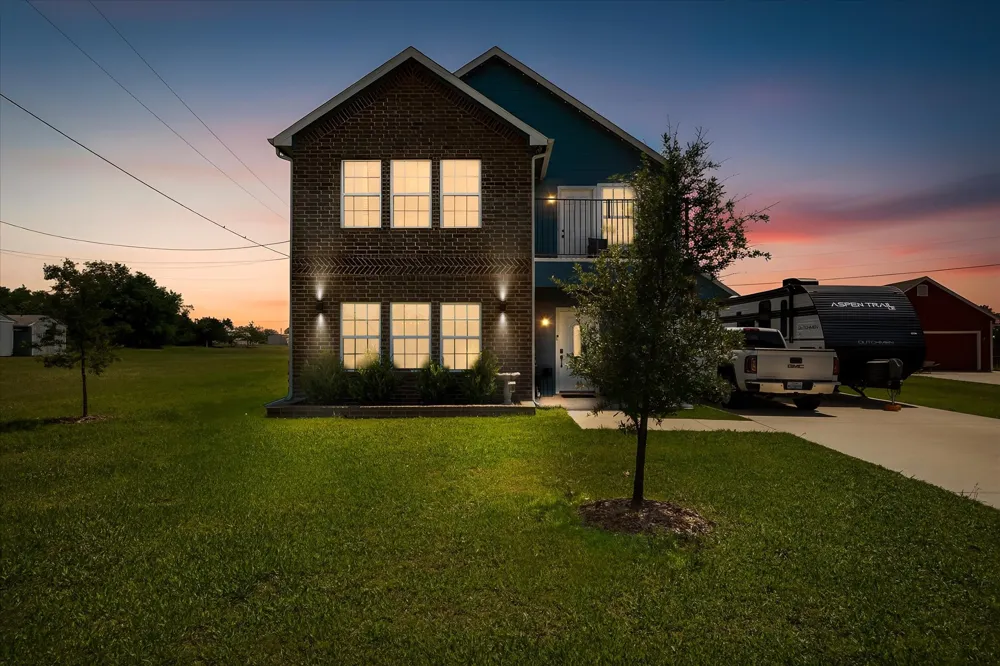 220 Swan Parkway East Tawakoni, TX 75472