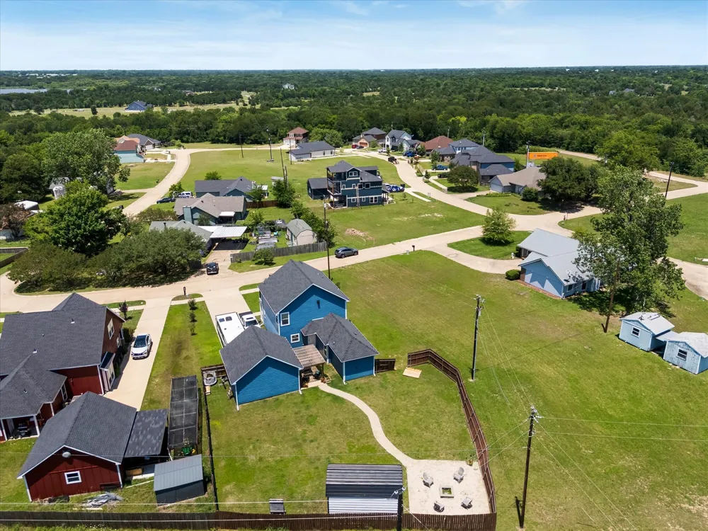 220 Swan Parkway East Tawakoni, TX 75472