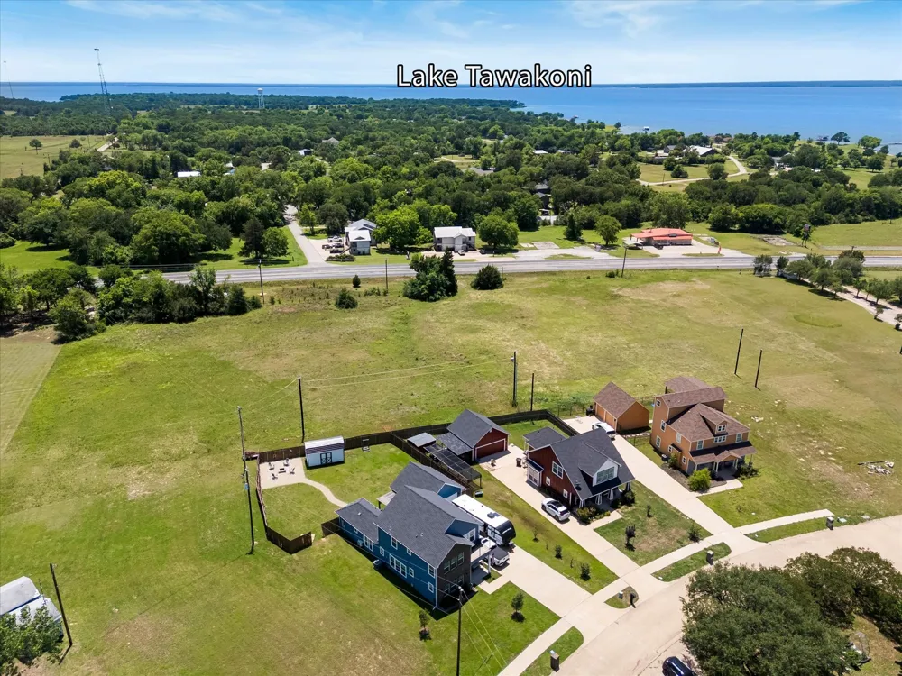220 Swan Parkway East Tawakoni, TX 75472