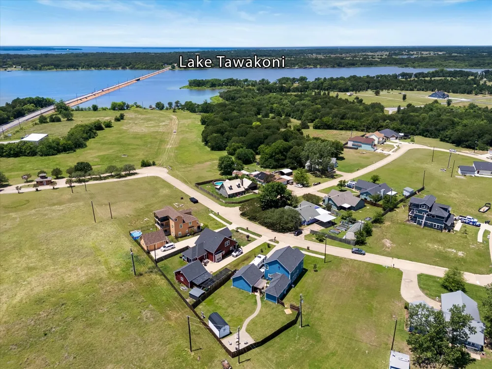 220 Swan Parkway East Tawakoni, TX 75472