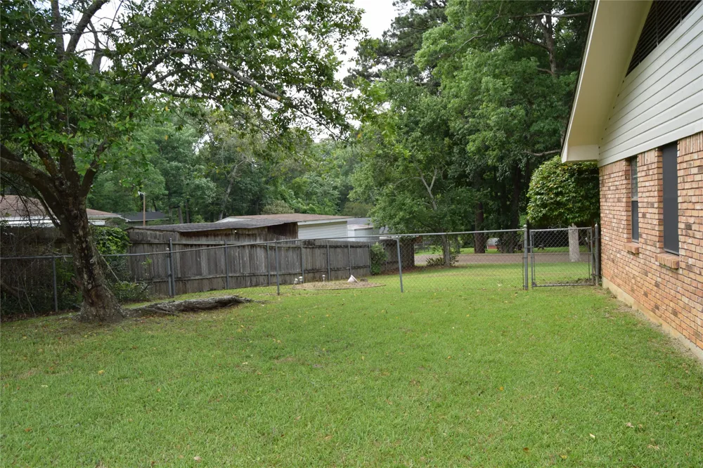 902 Hinton Street Minden, LA 71055