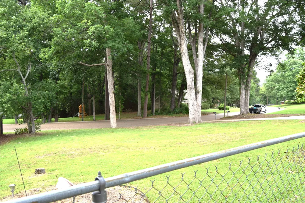 902 Hinton Street Minden, LA 71055