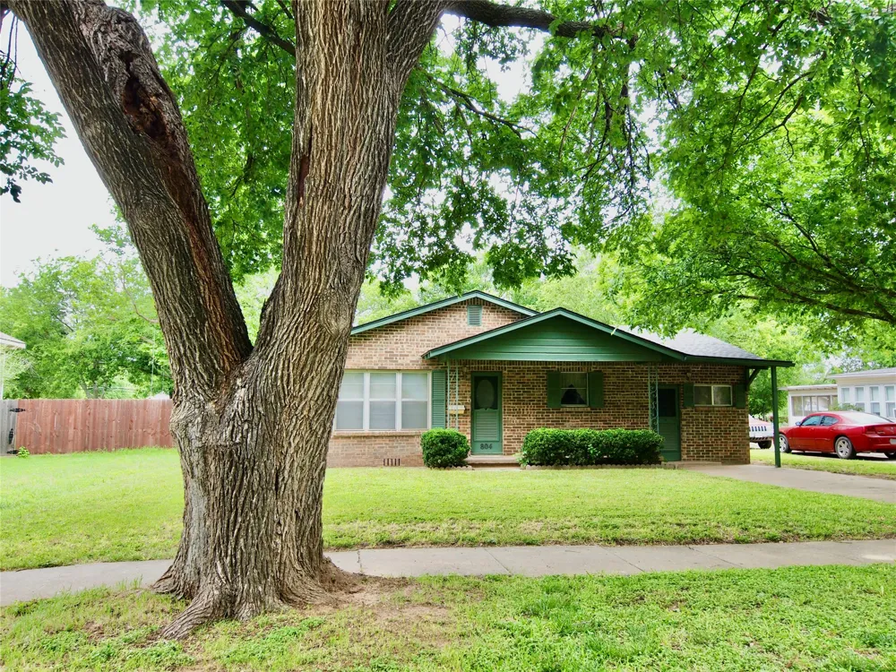 804 Kentucky Street Graham, TX 76450