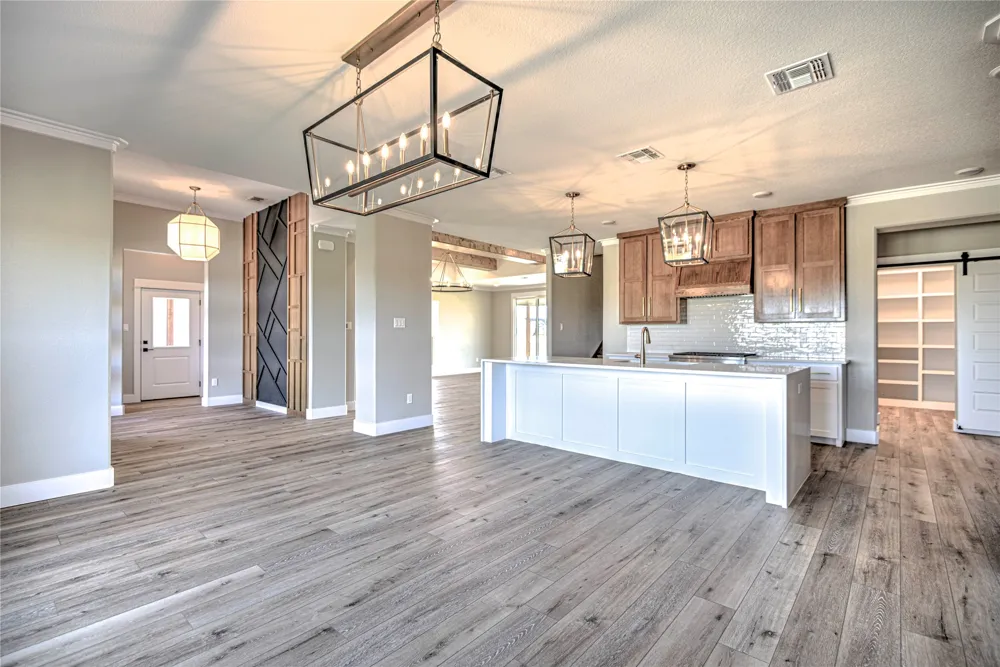 8186 S Lone Star Parkway Moody, TX 76557