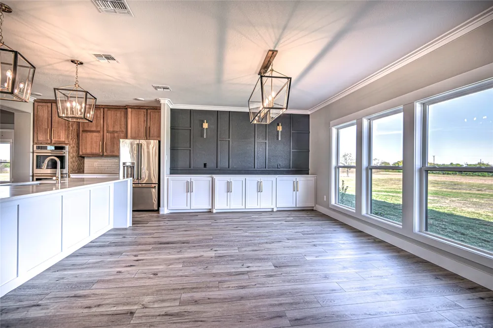 8186 S Lone Star Parkway Moody, TX 76557