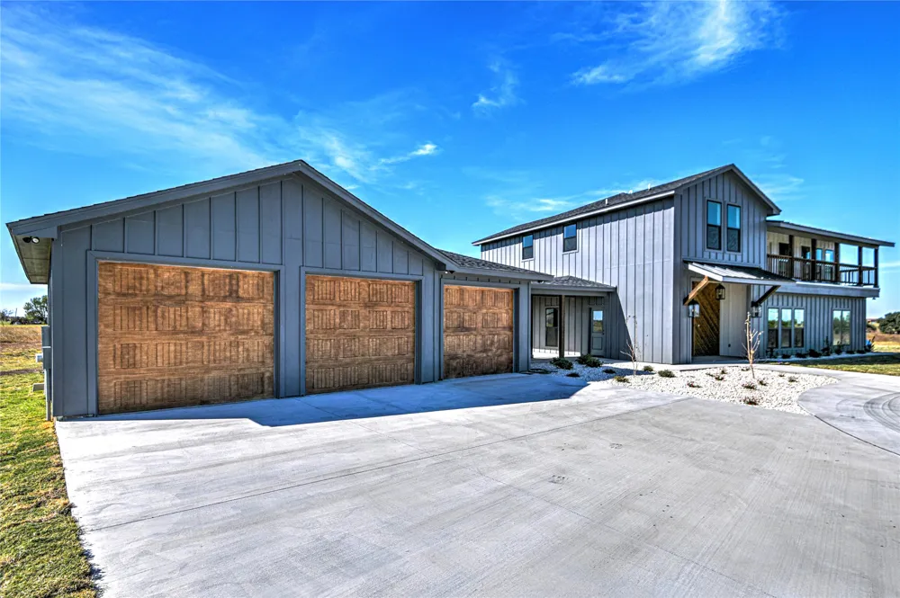 8186 S Lone Star Parkway Moody, TX 76557