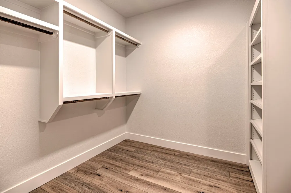 8186 S Lone Star Parkway Moody, TX 76557