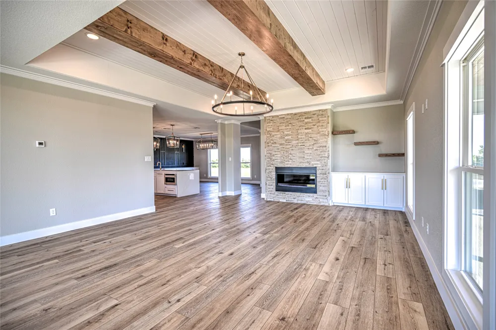 8186 S Lone Star Parkway Moody, TX 76557