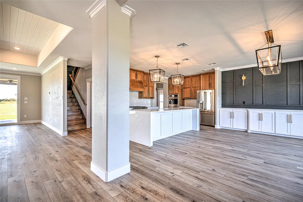 8186 S Lone Star Parkway Moody, TX 76557