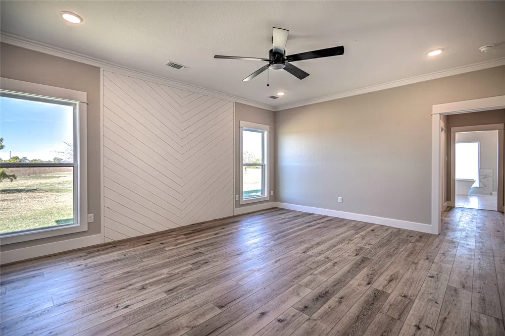 8186 S Lone Star Parkway Moody, TX 76557
