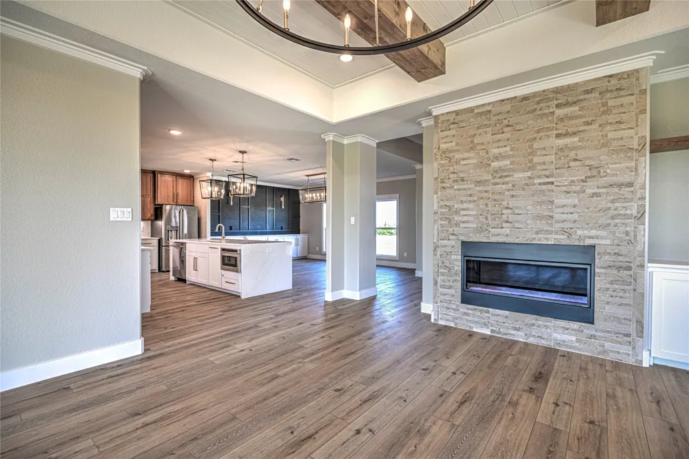 8186 S Lone Star Parkway Moody, TX 76557