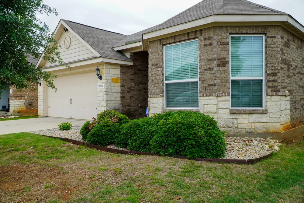 13624 Helix Bridge Way Crowley, TX 76036