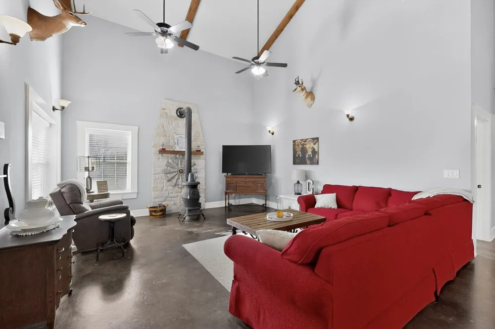 2800 County Road 2905 Dodd City, TX 75438