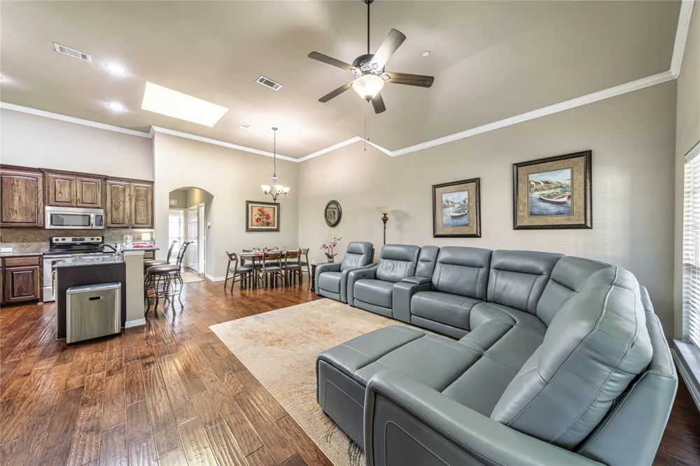 5715 Hummingbird Lane Fairview, TX 75069